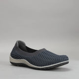 CC Resorts SAM - Charcoal
