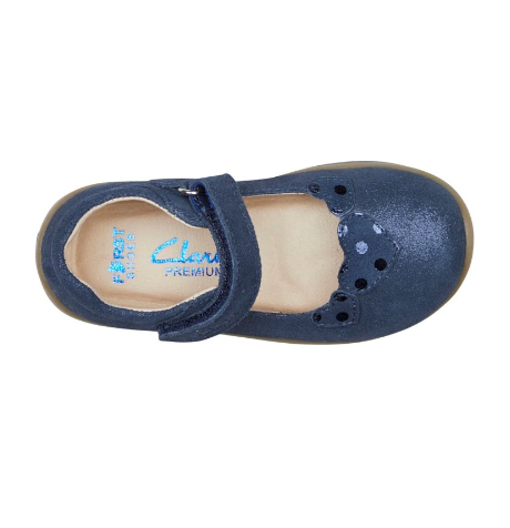 Clarks mara store